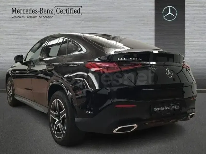 Usado Mercedes GLC300de 333 CV (244 kW) 2025 Negro Coupe