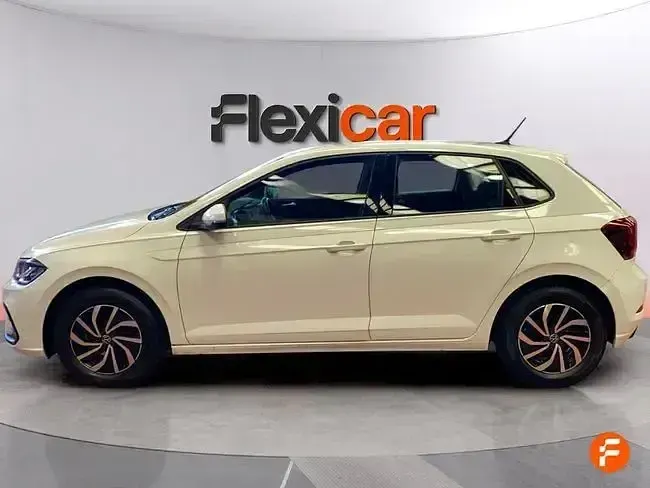 Usado VW Polo Life 95 CV (69 kW) 2023 Blanco Utilitario