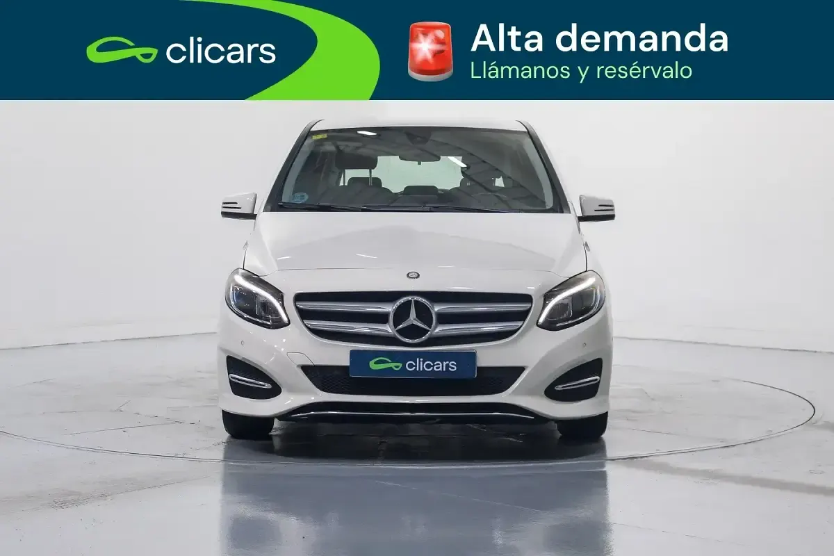 Usado Mercedes B180 109 CV (80 kW) 2015 Blanco Utilitario