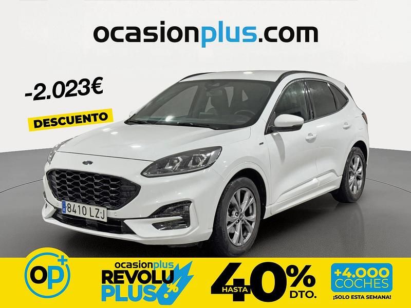 Usado Ford Kuga ST-Line 150 CV (110 kW) 2022 Blanco SUV