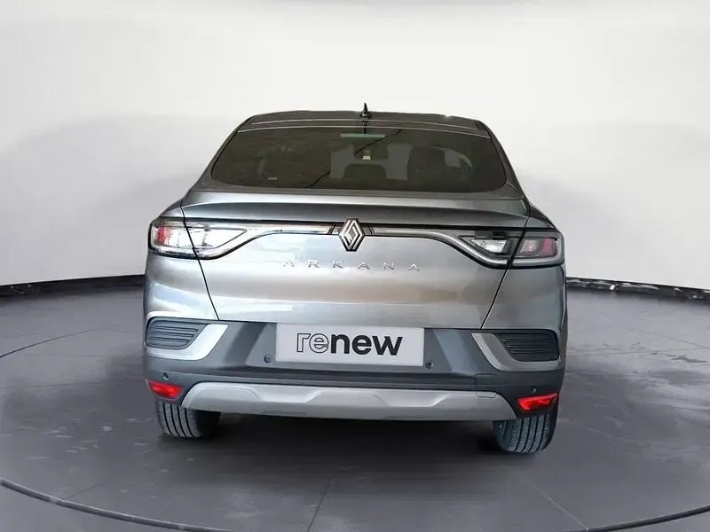 Usado Renault Arkana Evolution 140 CV (102 kW) 2025 Gris SUV