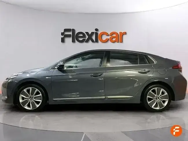 Usado Hyundai Ioniq 141 CV (103 kW) 2018 Gris Utilitario