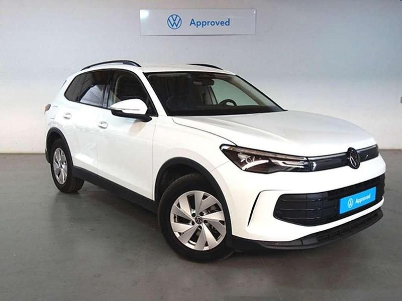 Usado VW Tiguan Life 131 CV (96 kW) 2024 Blanco SUV