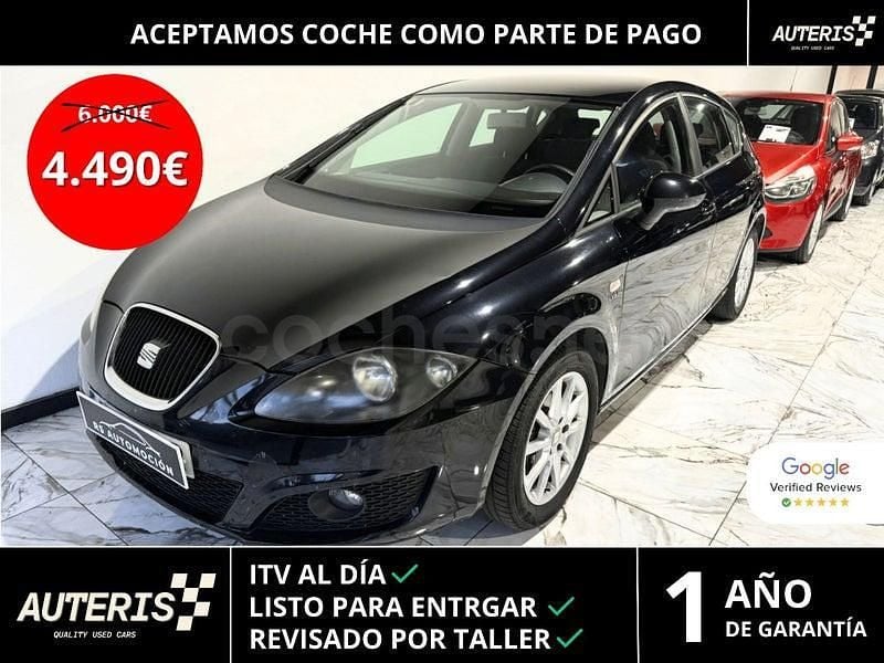 Usado Seat Leon Style 122 CV (89 kW) 2014 Negro Berlina