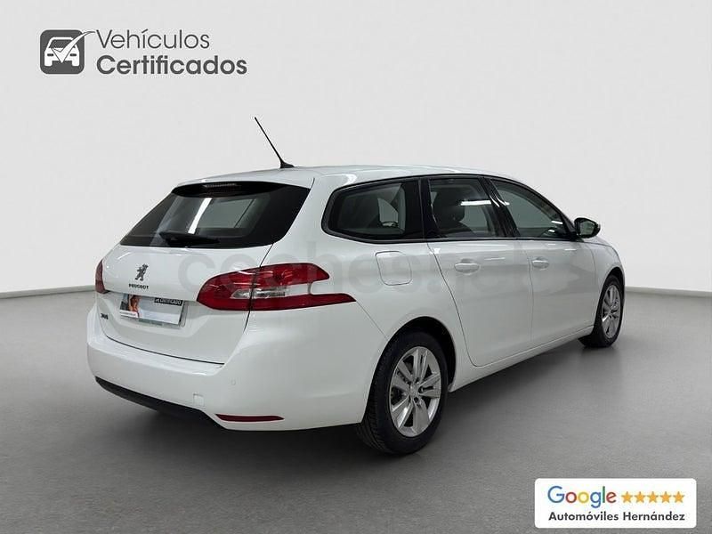 Usado Peugeot 308 Active 130 CV (95 kW) 2020 Blanco Berlina