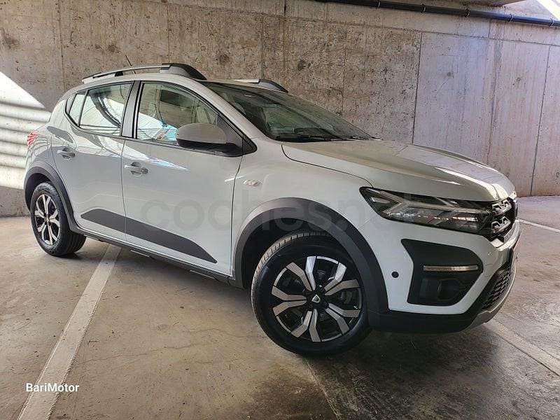 Usado Dacia Sandero Comfort 91 CV (66 kW) 2022 Blanco Berlina