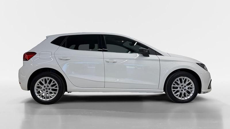 Usado Seat Ibiza XCELLENCE 115 CV (84 kW) 2025 Blanco Utilitario