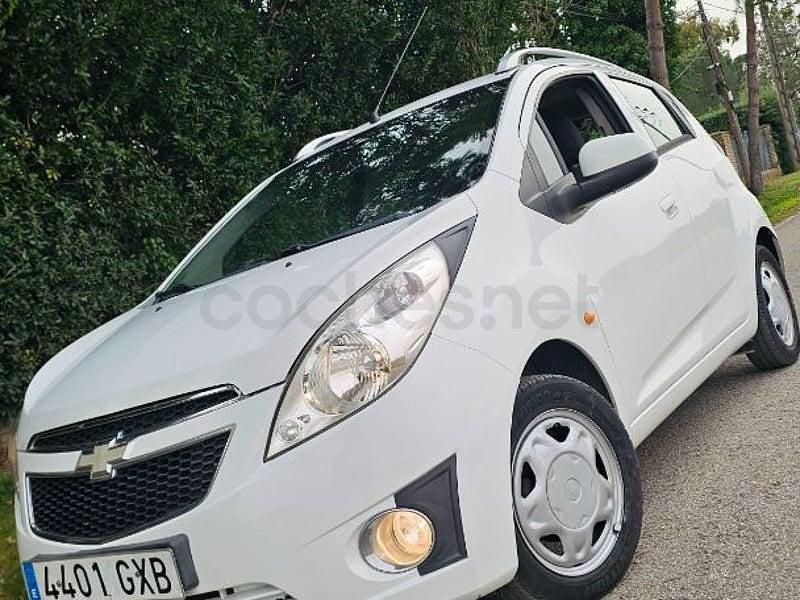 Usado Chevrolet Spark LS 81 CV (59 kW) 2010 Blanco Utilitario