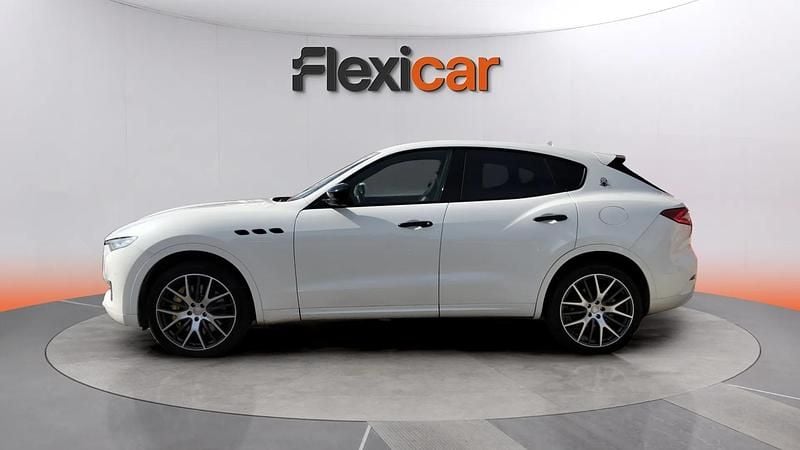 Usado Maserati Levante 430 CV (316 kW) 2017 Blanco SUV