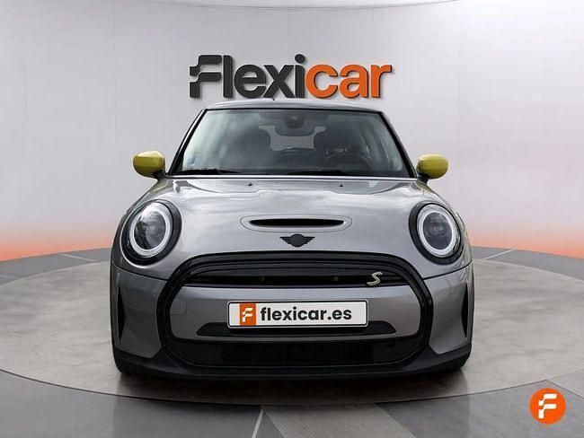 Usado Mini Cooper SE 135 kW (184 CV) 2023 Gris Utilitario