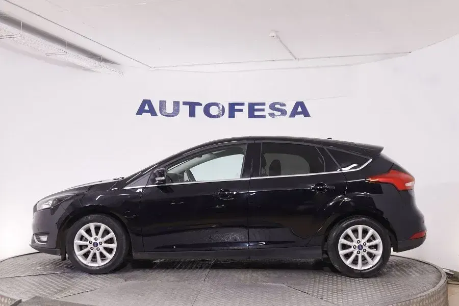 Usado Ford Focus Titanium 125 CV (91 kW) 2016 Negro