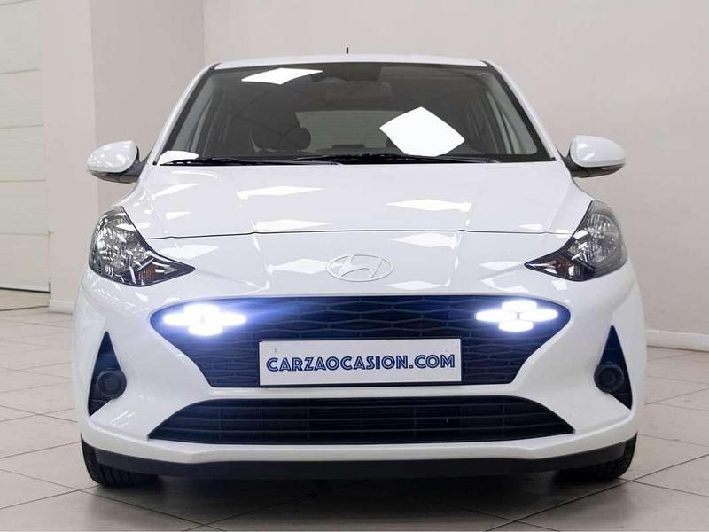Usado Hyundai i10 64 CV (47 kW) 2024 Blanco Utilitario