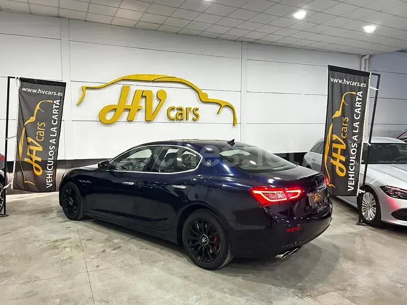Usado Maserati Ghibli 275 CV (202 kW) 2017 Azul Berlina