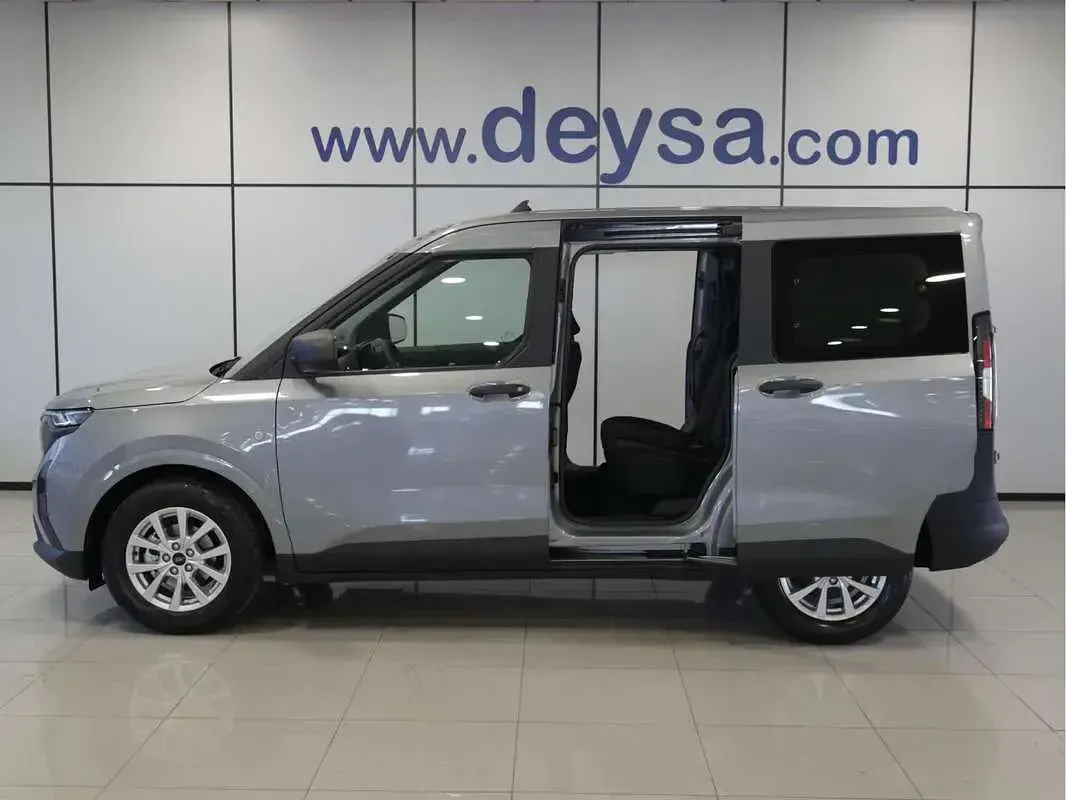 Nuevo Ford Transit Trend 102 CV (75 kW) 2026 Plateado Familiar
