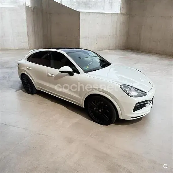 Usado Porsche Cayenne Coupe 340 CV (250 kW) 2020 Blanco Coupe