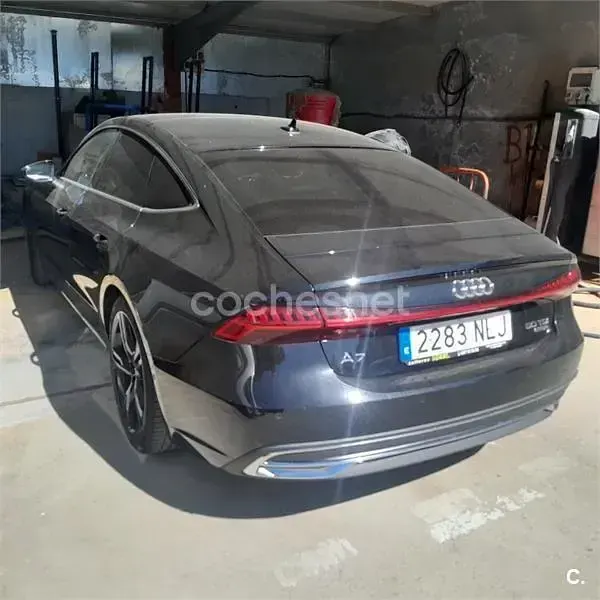 Usado Audi A7 Sportback 286 CV (210 kW) 2022 Negro Utilitario