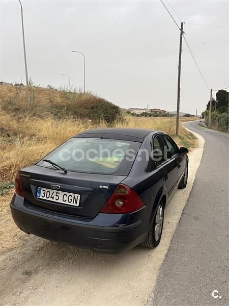 Azul Usado 2003 Ford Mondeo Sport Berlina | 2350 € (Precio justo) - Imagen 1/4