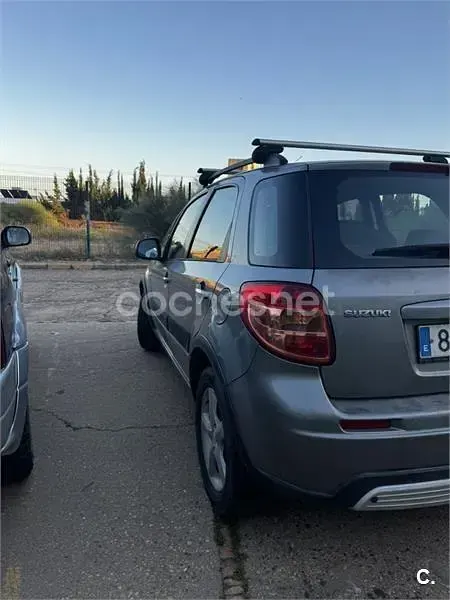 Usado Suzuki SX4 GL 120 CV (88 kW) 2006 Gris / plata SUV