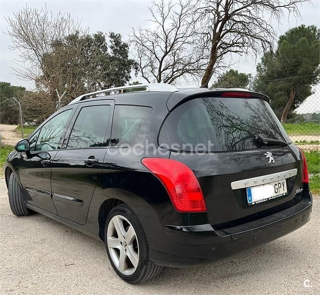 Usado Peugeot 308 SW Premium 110 CV (80 kW) 2009 Negro Familiar