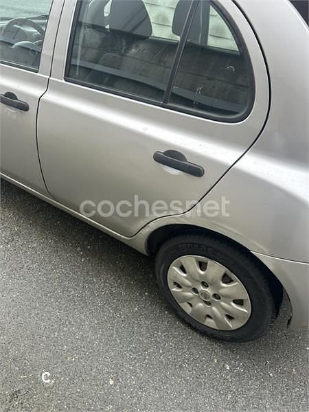 Usado Nissan Micra Visia+ 80 CV (58 kW) 2006 Gris / plata Berlina