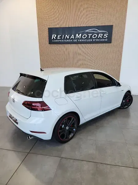 Usado VW Golf VIII GTI 245 CV (180 kW) 2020 Blanco Berlina