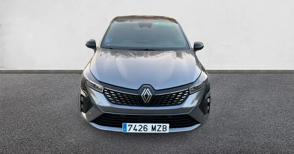 Usado Renault Clio Techno 100 CV (73 kW) 2025 Utilitario