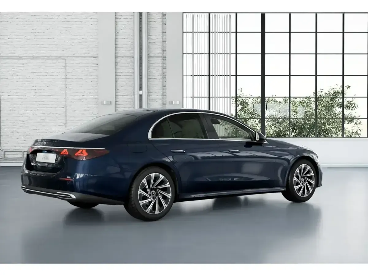 Nieuw Mercedes E200 204 PK (150 kW) 2025 Blauw Sedan