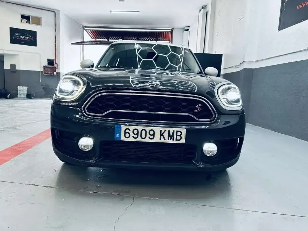 Begagnad Mini Cooper S Countryman 192 HK (141 kW) 2018 Grå SUV