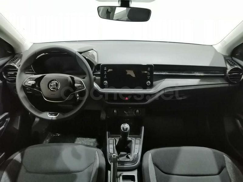 Usado Skoda Fabia Essence 95 CV (69 kW) 2024 Azul Utilitario