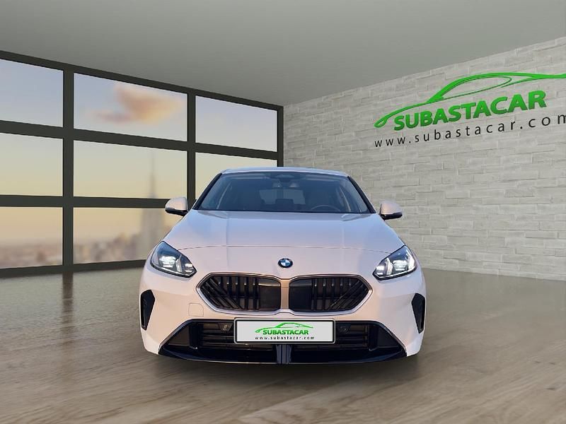 Usado BMW 120 163 CV (119 kW) 2025 Blanco Utilitario