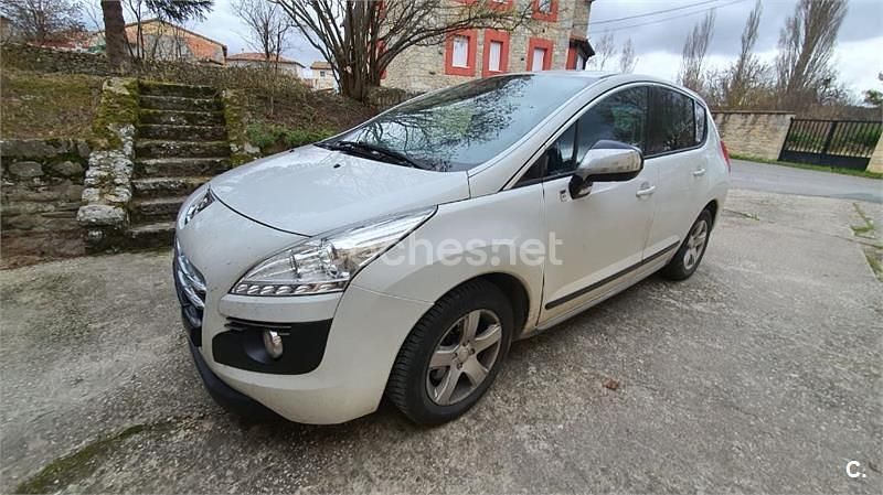 Blanco Usado 2013 Peugeot 3008 Berlina | 7500 € (Buen precio) - Imagen 1/4