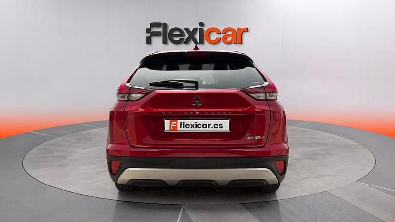 Usado Mitsubishi Eclipse Cross 188 CV (138 kW) 2022 Rojo SUV