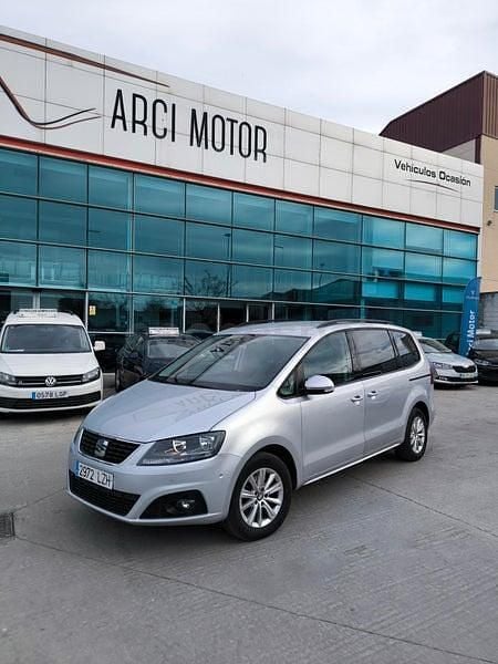 Usado Seat Alhambra Style 150 CV (110 kW) 2022 Gris / plata Monovolumen