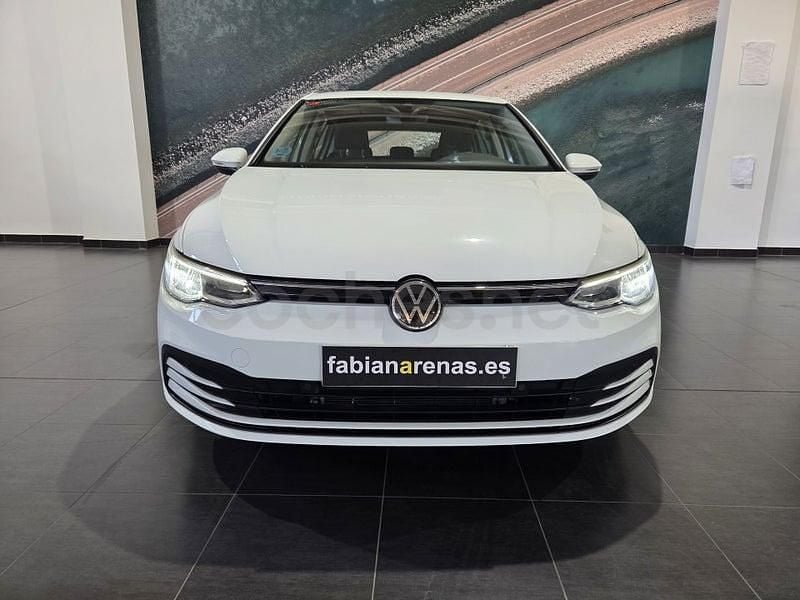 Usado VW Golf VIII Life 115 CV (84 kW) 2021 Blanco Berlina