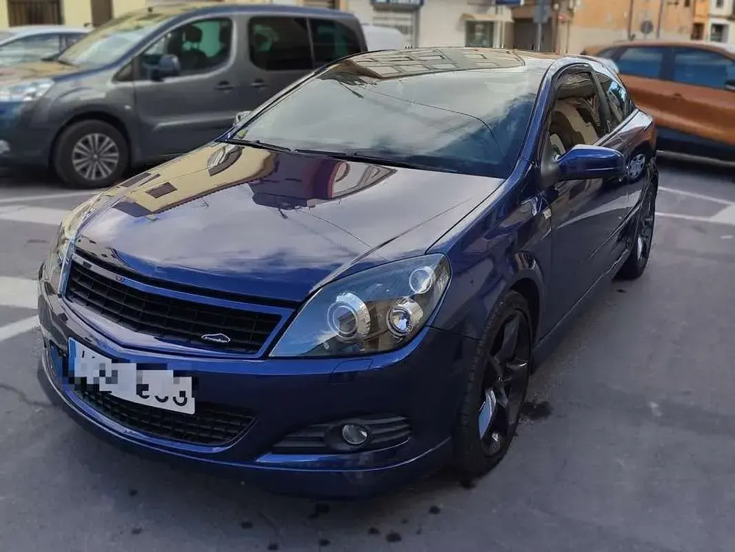 Usado Opel Astra Cosmo 101 CV (74 kW) 2008 Azul Berlina