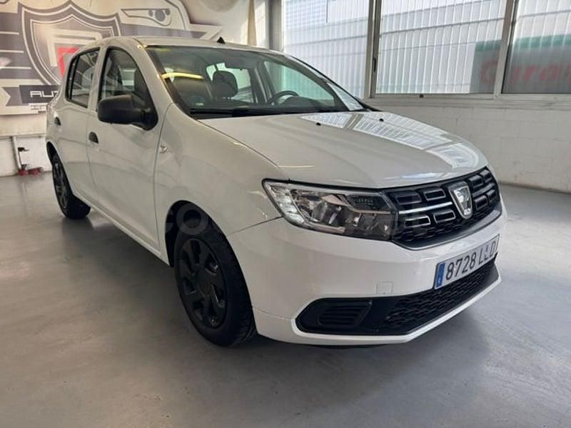 Occasion Dacia Sandero Essentiel 101 PK (74 kW) 2020 Wit Sedan