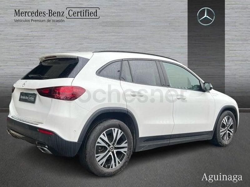 Usado Mercedes GLA200 150 CV (110 kW) 2025 Blanco SUV