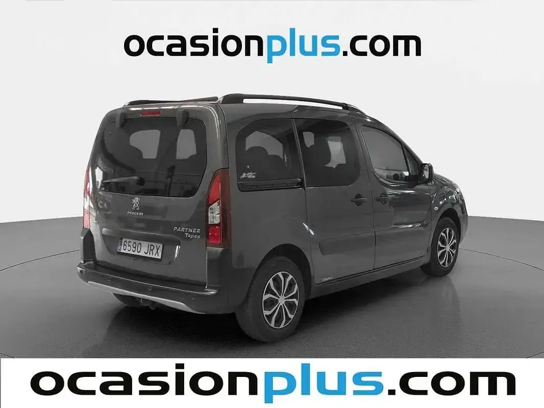 Usado Peugeot TePee Outdoor 99 CV (72 kW) 2016 Gris Van