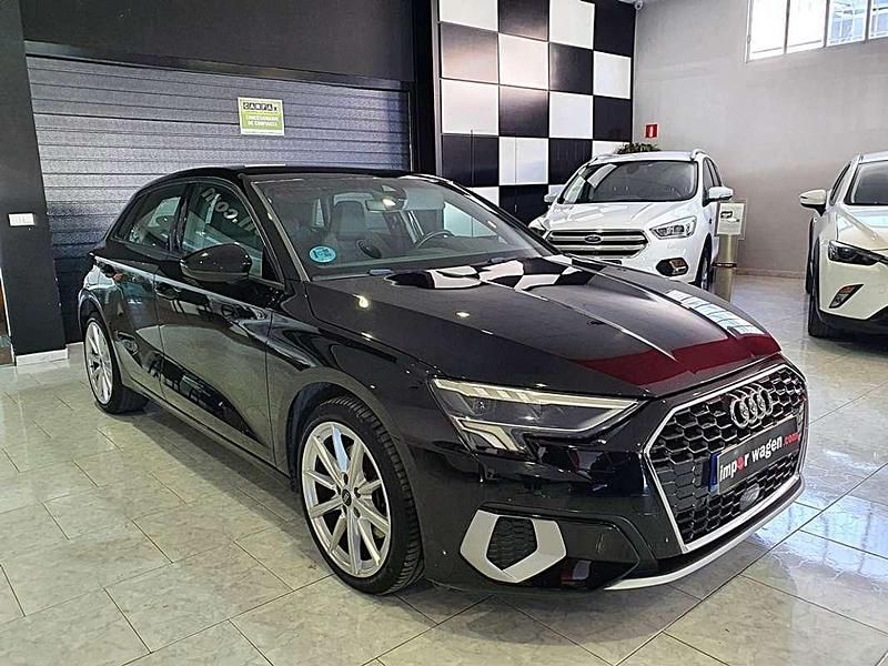 Usado Audi A3 Sportback Sport 110 CV (80 kW) 2022 Negro Utilitario