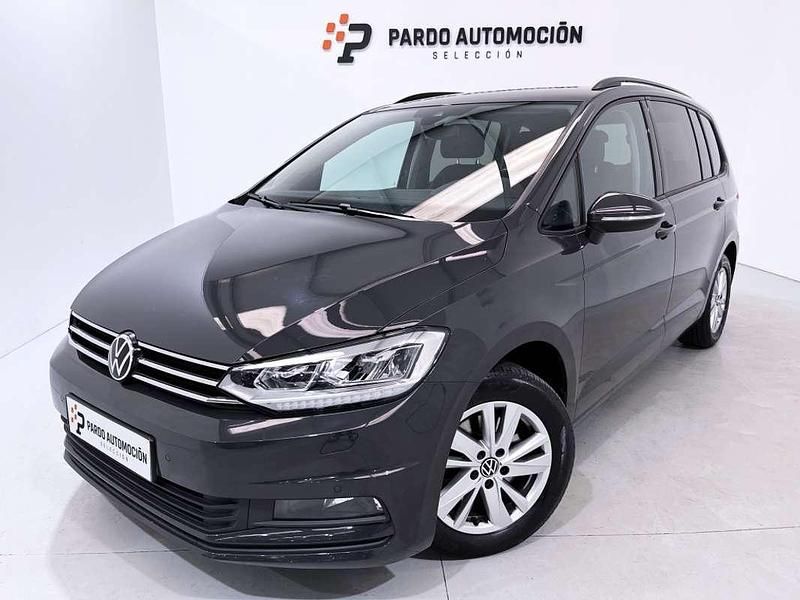 Usado VW Touran 150 CV (110 kW) 2022 Gris Monovolumen