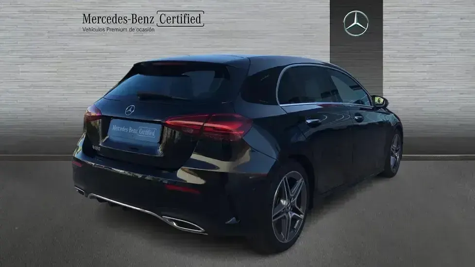 Usado Mercedes A180 136 CV (100 kW) 2025 Negro