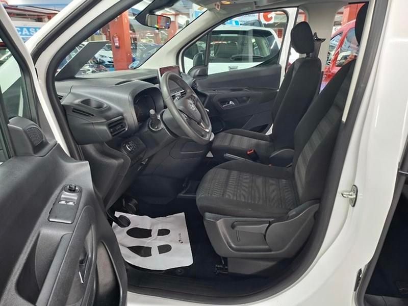 Usado Opel Combo Life Edition+ 102 CV (75 kW) 2022 Blanco Monovolumen