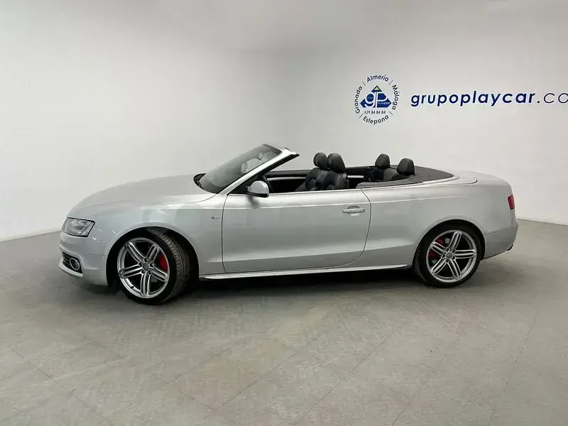 Usado Audi A5 Cabriolet 211 CV (155 kW) 2010 Gris / plata Descapotable