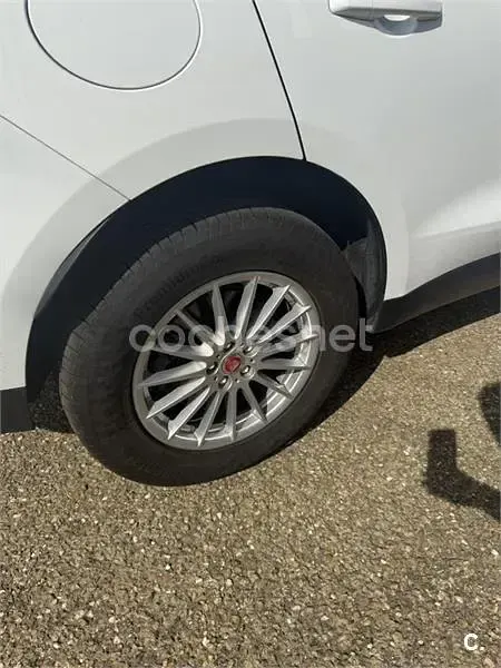 Usado Jaguar F-Pace Portfolio 180 CV (132 kW) 2017 Blanco SUV