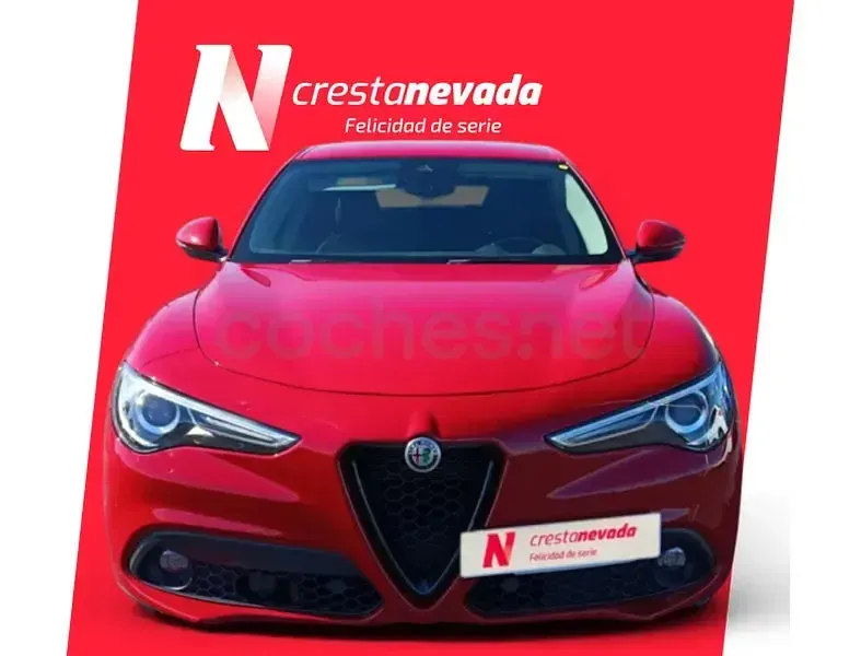 Usado Alfa Romeo Stelvio Sprint 190 CV (139 kW) 2021 Rojo SUV
