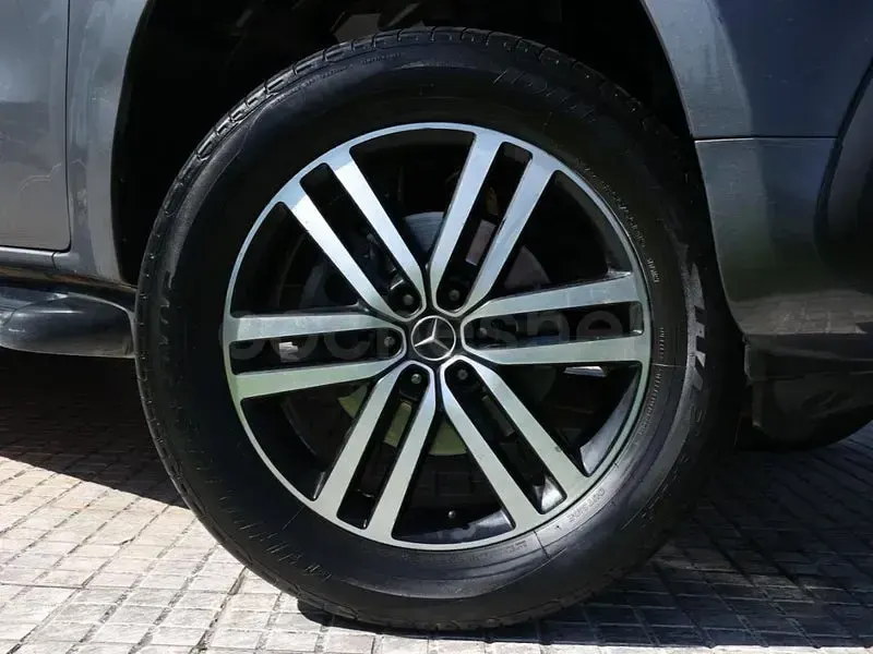 Usado Mercedes X250 190 CV (139 kW) 2017 Gris / plata Pickup/Camioneta