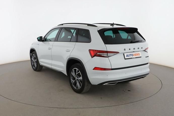 Usado Skoda Kodiaq SportLine 150 CV (110 kW) 2023 Blanco SUV
