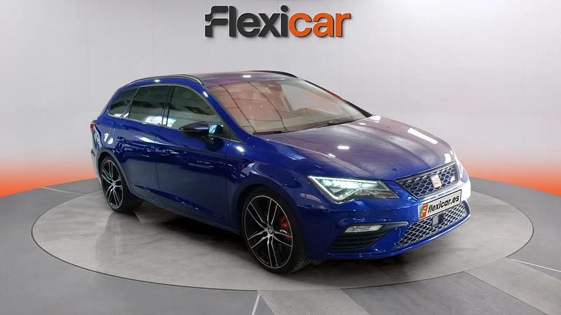 Usado Seat Leon ST CUPRA 300 CV (220 kW) 2018 Azul Familiar
