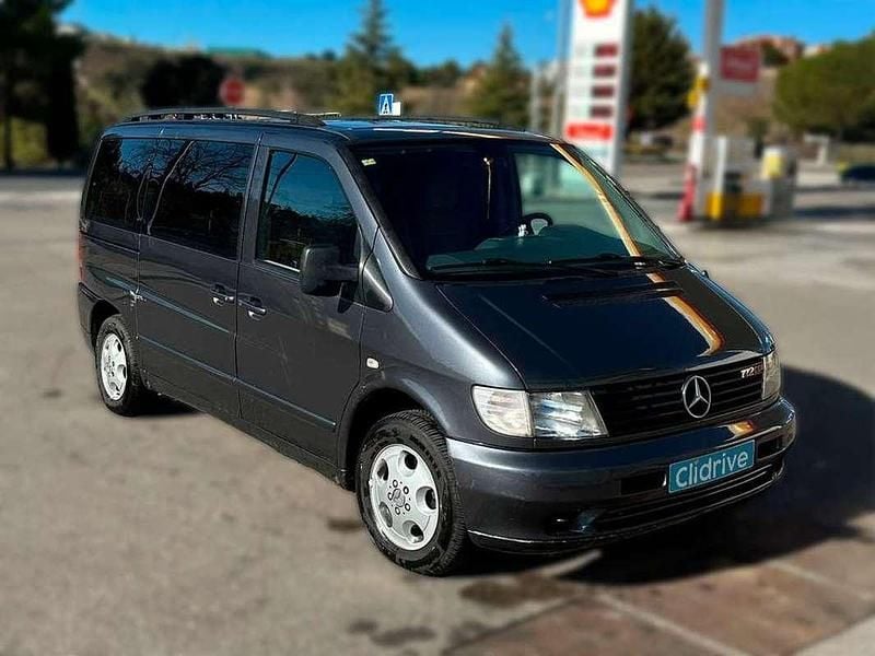 Usado Mercedes Vito 122 CV (89 kW) 2002 Gris Van