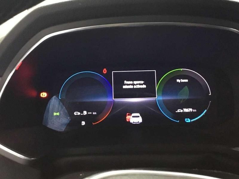 Usado Renault Captur Techno 159 CV (116 kW) 2022 Blanco SUV